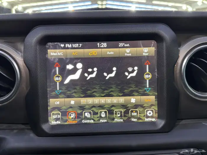 جيب رانجلر صحارى موديل 2023 ( بحالة الوكالة ) 49