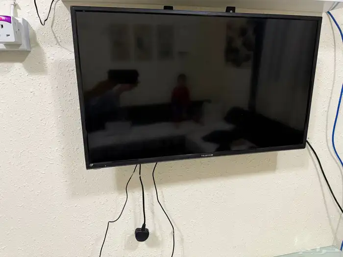 شاشة تلفزيون 32 بوصة للبيع 0
