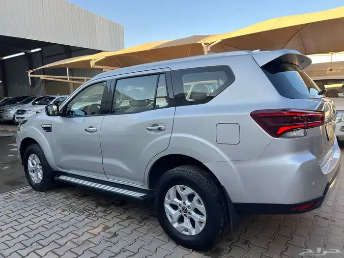 اكستيرا 2021 تيتانيوم نظيف جدا لدى قمة الاطلال 14