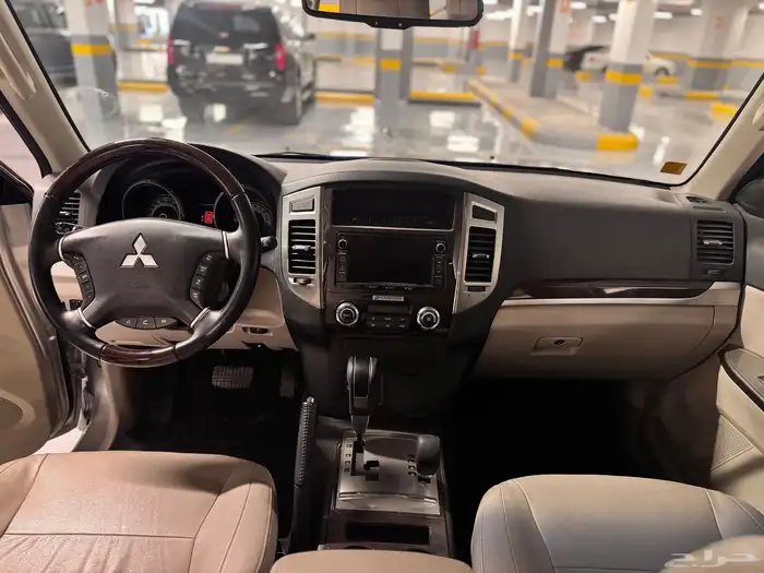 ميتسوبيشي باجيرو موديل 2022 فل كامل 16