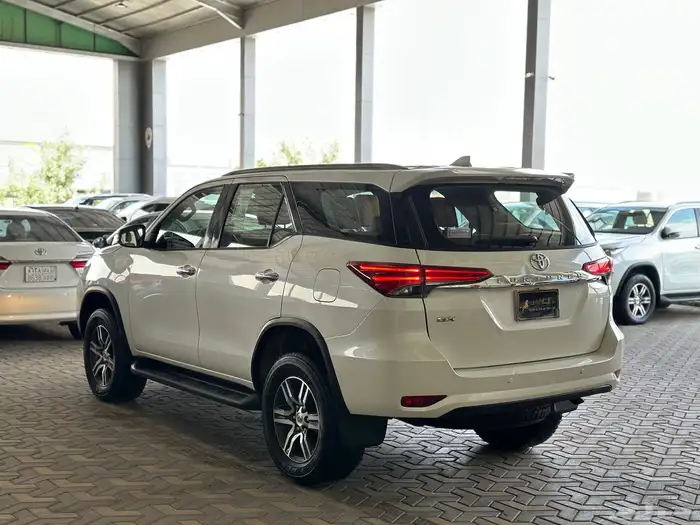 تويوتا فورتشنرموديل 2018 3