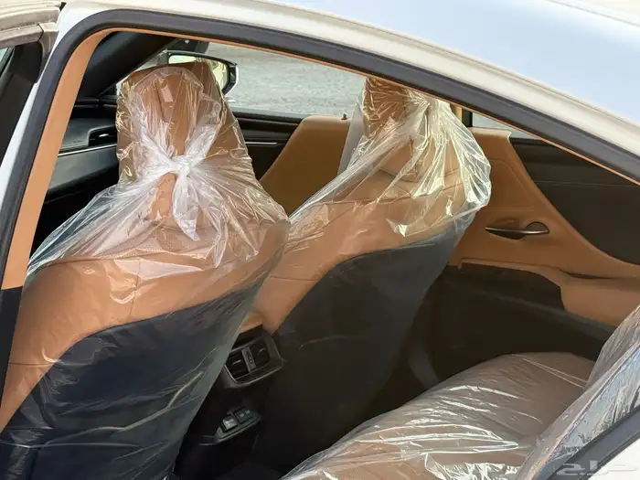 لكزس ES300h 2023 ممشى (58)الف 6