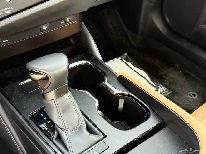 لكزس Es250 موديل 2023 قمة النظافه فل كامل 14