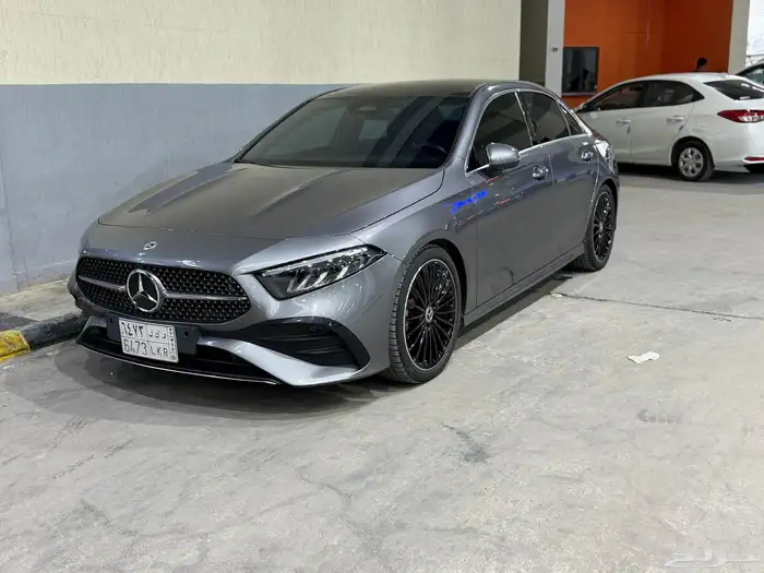 مرسيديس A200 2024 4