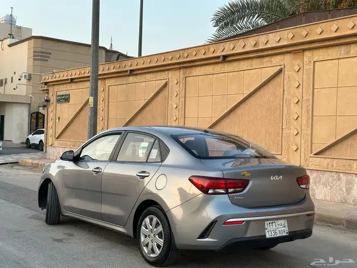 كيا ريو 2023 نص فل نظيف للبيع 2