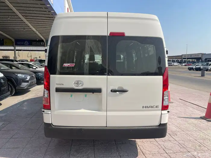 باص بضاعة سقف عالي موديل 2026 ديزل جير اتماتيك 6