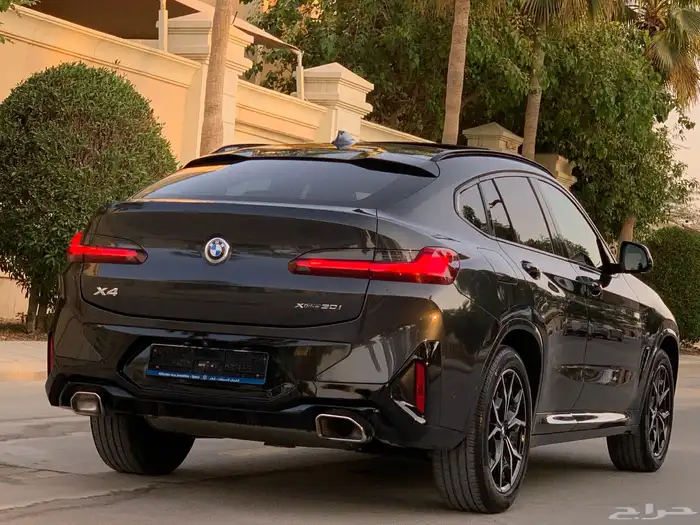 BMW X4 2022 بحالة الوكالة 12