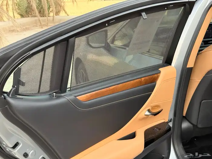 لكزس Es250 موديل 2023 قمة النظافه فل كامل 32