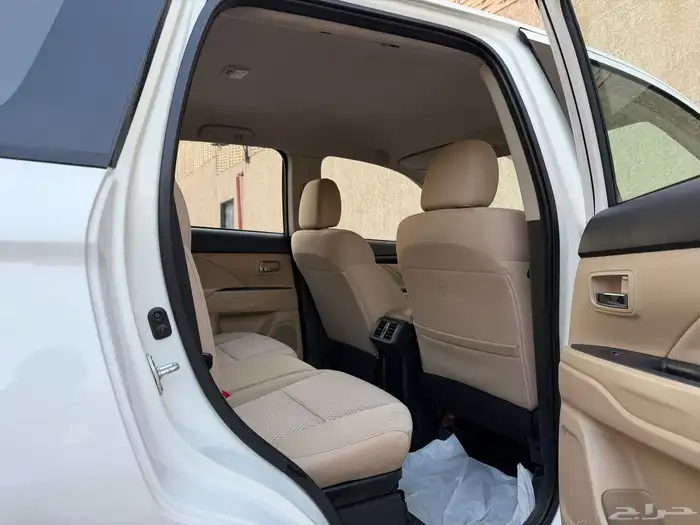 ميتسوبيشي اوتلاندر موديل 2020 32