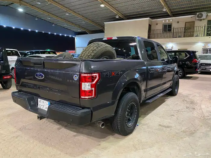 للبيع فورد F150 اكس ال 2018 دبل سعودي عداد 278 الف 5