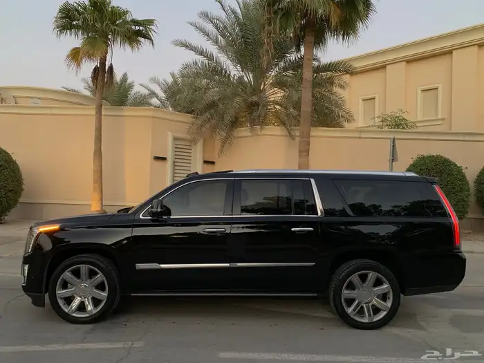 كاديلاك اسكاليد 2017 مالك ثاني 2