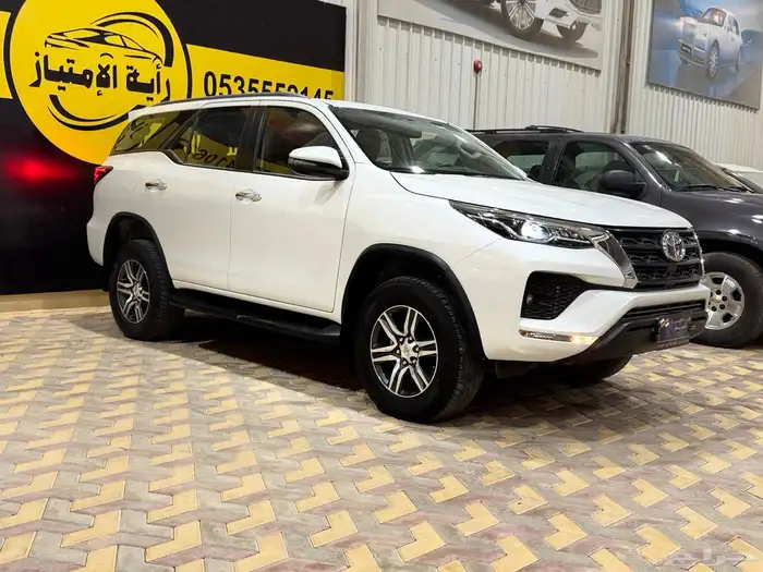 تويوتا فورتشنرموديل 2023 2