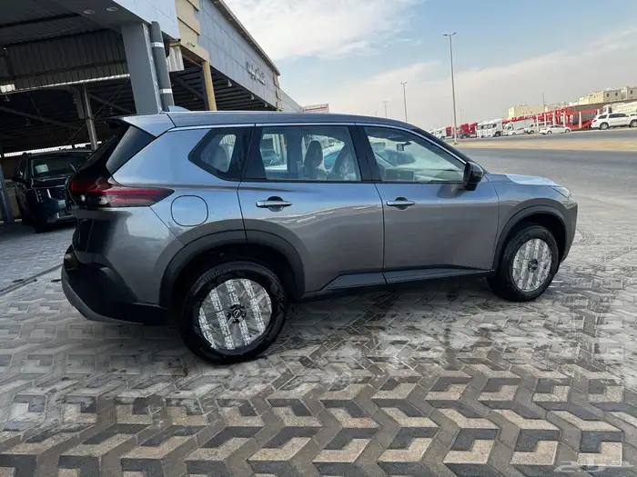 نيسان اكس تريل 7 مقاعد بدون دبل 2026 4