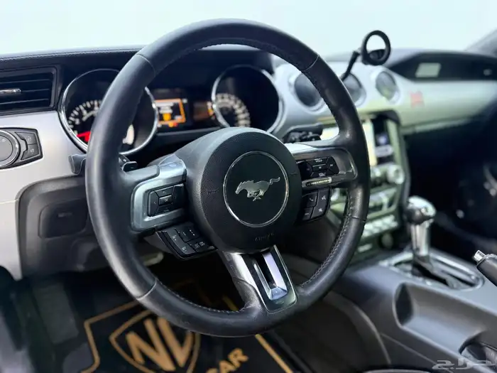 فورد موستنج 4