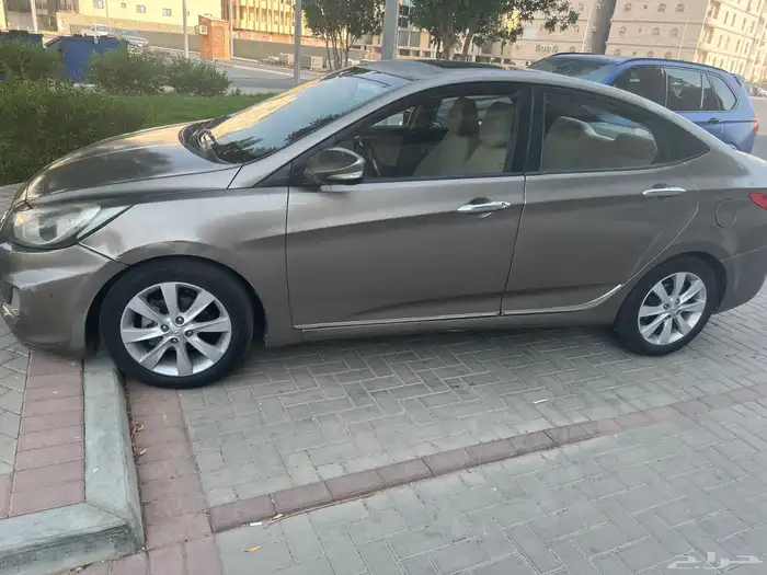 اكسنت 2014 فل كامل للبيع 6