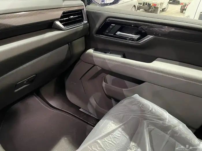 جي ام سي يوكن الفيشن بانوراما دبل 2025 14