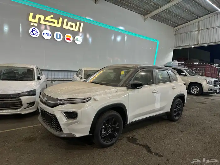 تويوتا أوربان كروزر GLX مكينه 1.5 فل كامل 2026 0