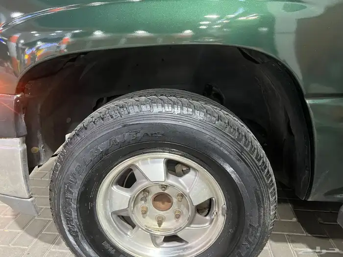 سوبربان شفروليه 2001 شبة مخزن ماشي 186000 قابل للزيادة مفحوص 22