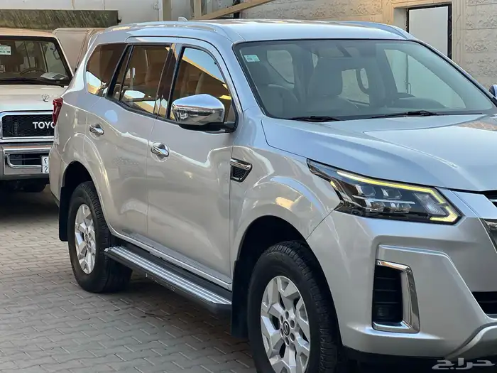 اكستيرا 2021 تيتانيوم نظيف جدا لدى قمة الاطلال 3