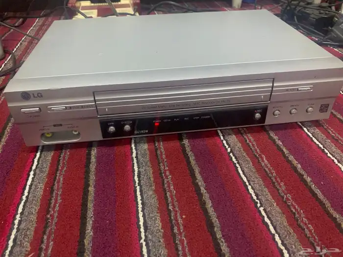 جهاز فديو قديم شريط كبير ال جي 1