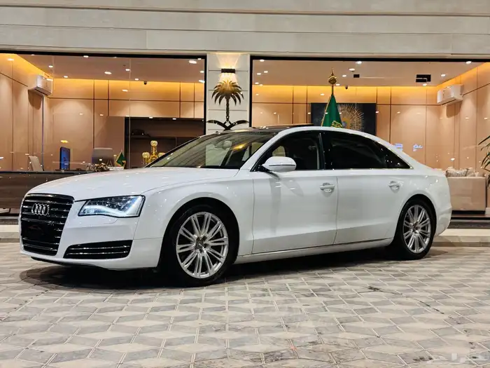 اوودي A8 فل كامل سعودي نظيف جدا مخزن 2