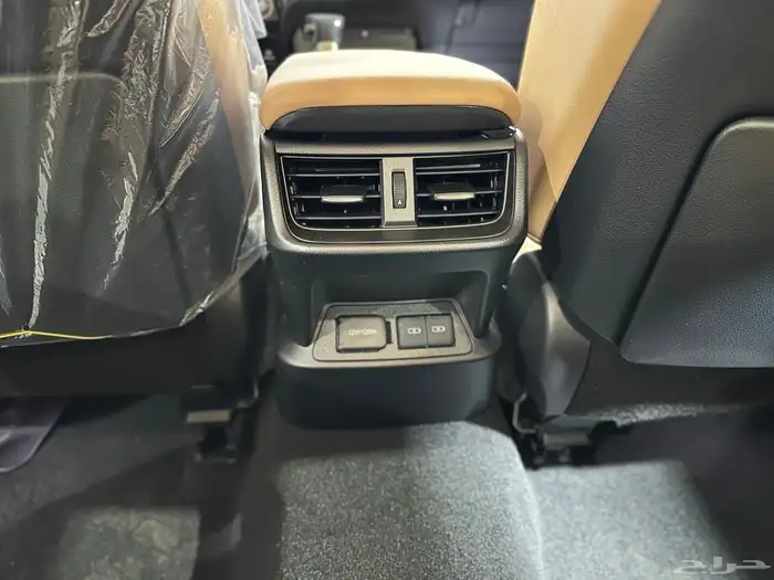 لكزس ES 250 AA موديل 2025 11