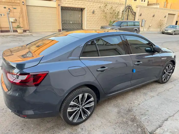 رينو ميجان فل كامل 2025 20