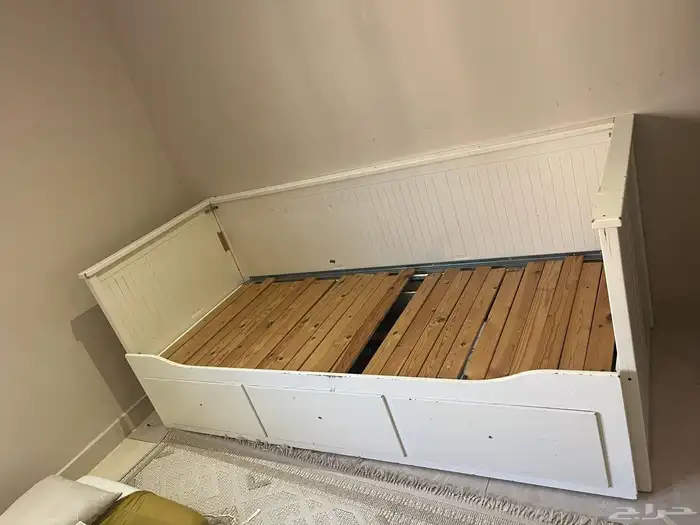 سرير   طاوله   مكتبة ايكيا 0