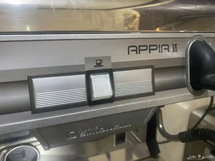 مكينة قهوة من شركة SIMONELLI 0