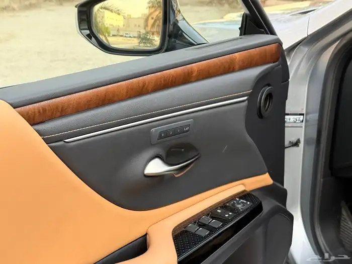 لكزس Es250 موديل 2023 قمة النظافه فل كامل 8