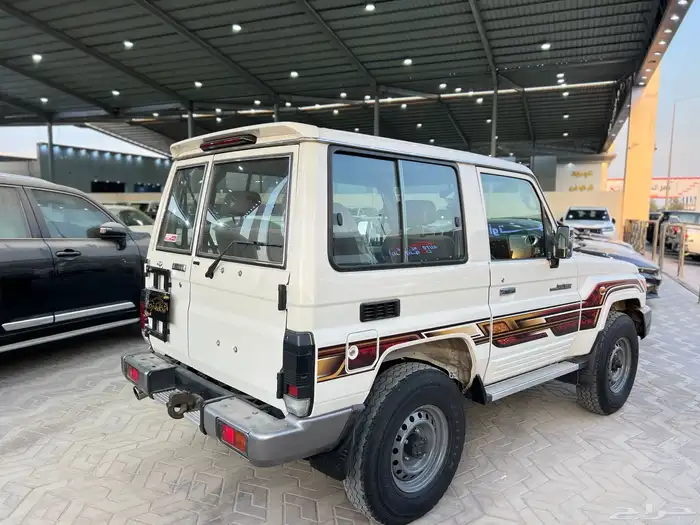 تويوتا ربع 2021 بنزين خليجي ماشي 41 الف فل كامل 3