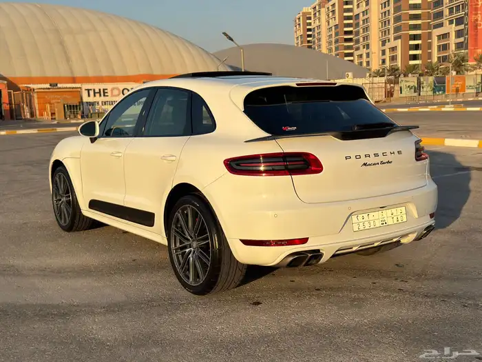 للبيع بورش ماكان 2015 ممشى 110 كم فقط 7