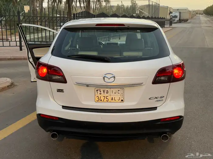 مازدا CX9 2015 ( فل كامل بحالة الوكالة ) 27