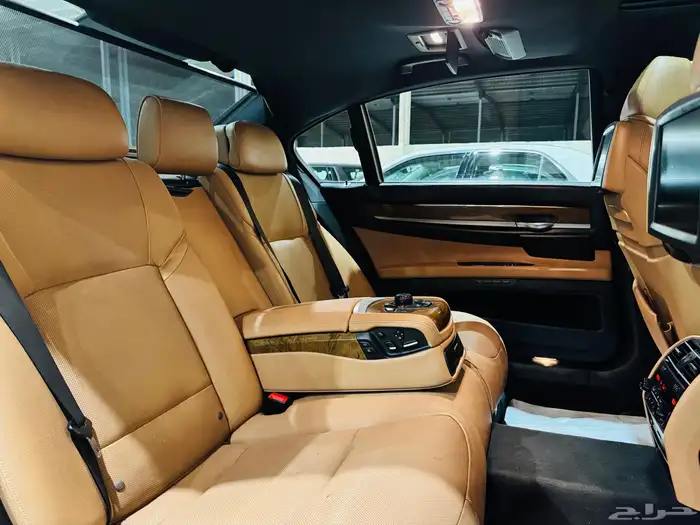 بي ام دبليو 750 فل كامل سعودي 15