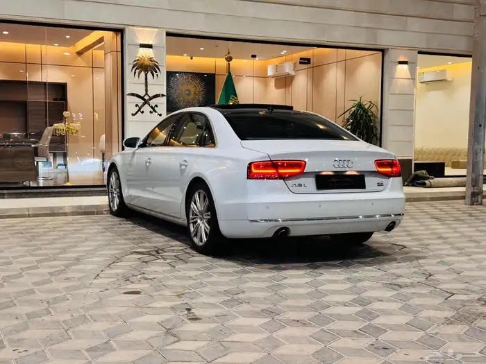 اوودي A8 فل كامل سعودي نظيف جدا مخزن 3