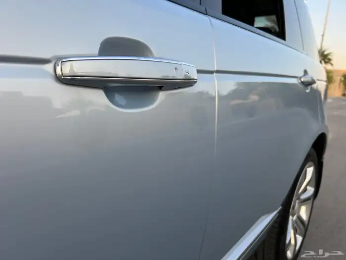 رنج روفر..2015 (فوج) نظيف جدا 48