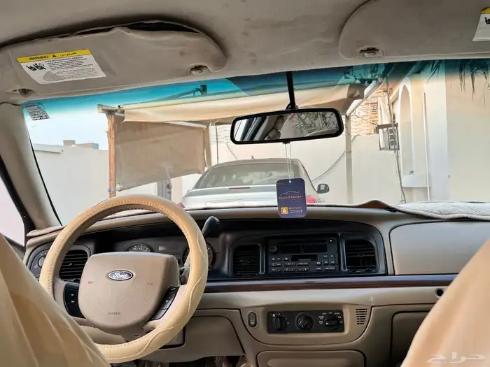 فورد فكتوريا 10