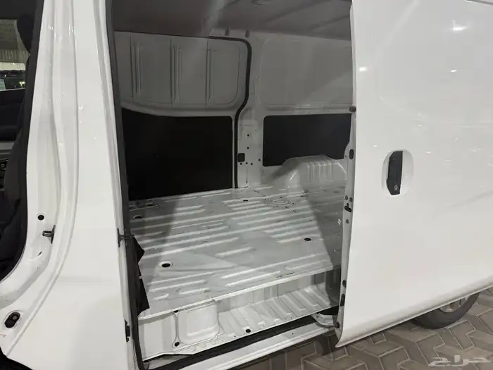 نيسان اورفان بضاعه 2021 ديزل ماشي 22 ألف فقط 11