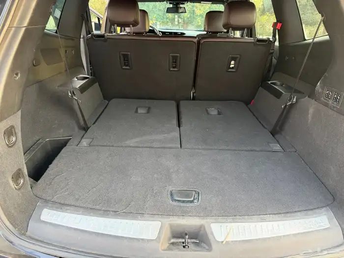 كاديلاك اكس تي 6 موديل 2021 8