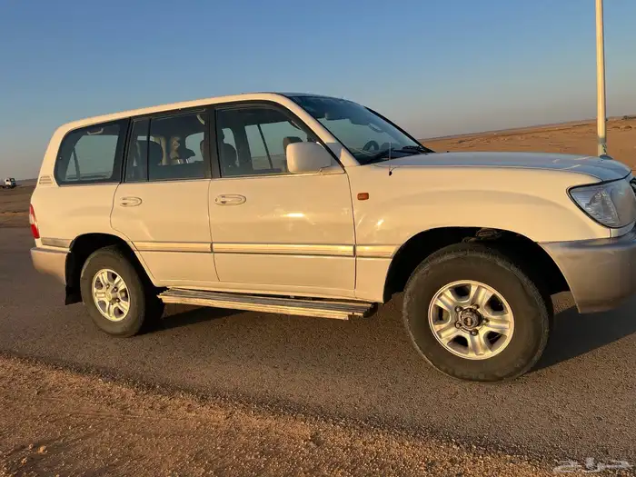 لاندكروزر GXR 3