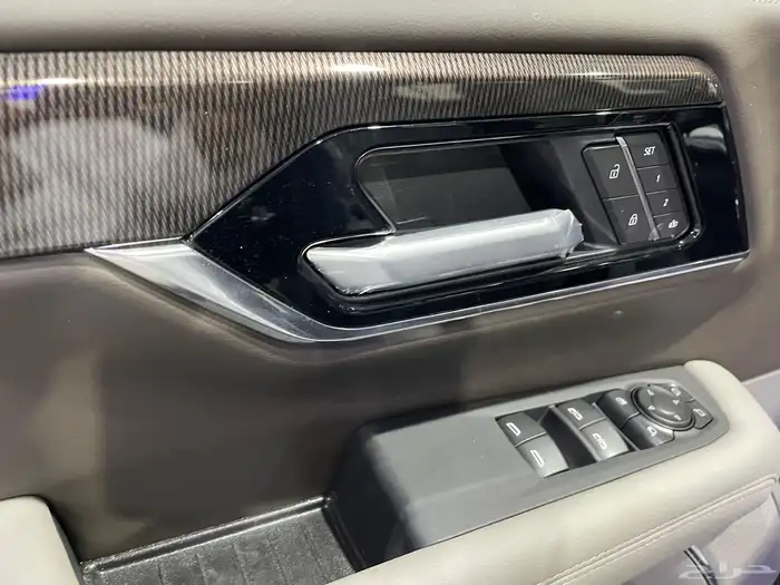 جي ام سي يوكن الفيشن بانوراما دبل 2025 3