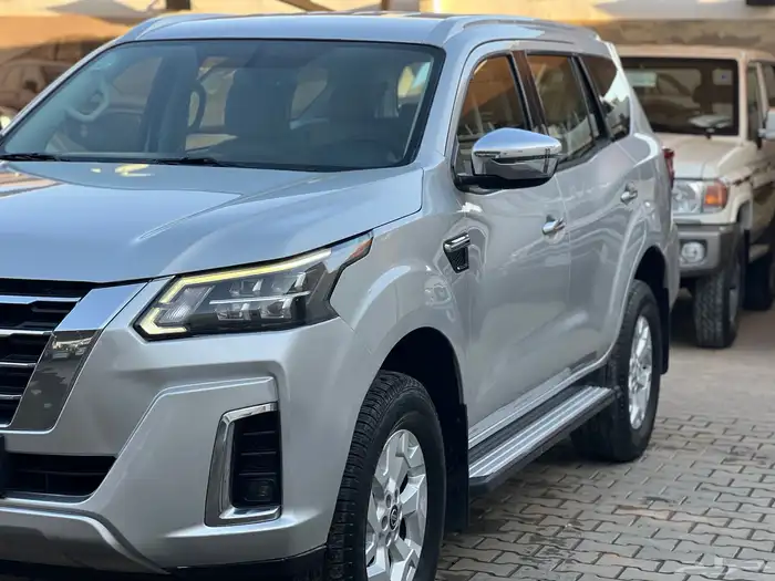 اكستيرا 2021 تيتانيوم نظيف جدا لدى قمة الاطلال 19