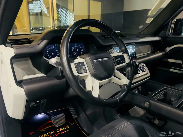 لاند روفر ديفندر 2020 HSE (بحالة ممتازة) 13