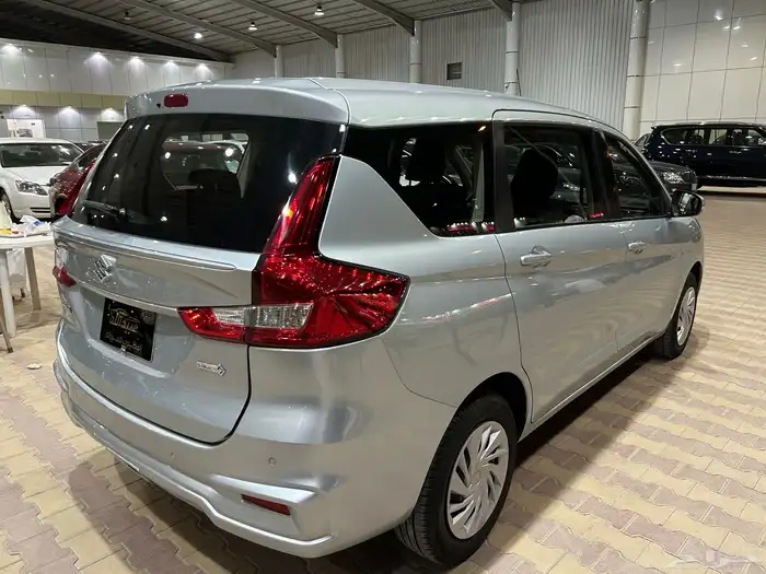 سوزوكي ارتيجا موديل 2024 7 راكب 31