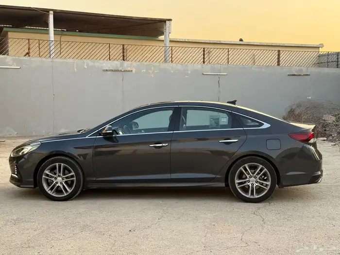 Hyundai سوناتا موديل 2018 فل الفل بصمه 1