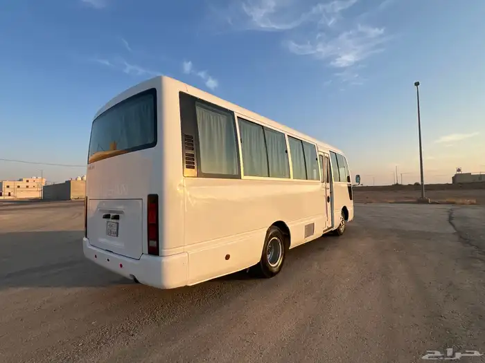 باص 30 راكب نيسان 2008 مخزن 20