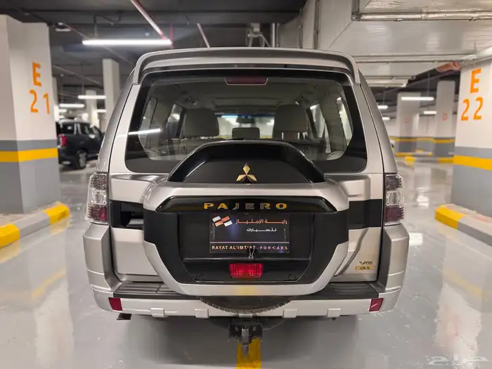 ميتسوبيشي باجيرو موديل 2022 فل كامل 10