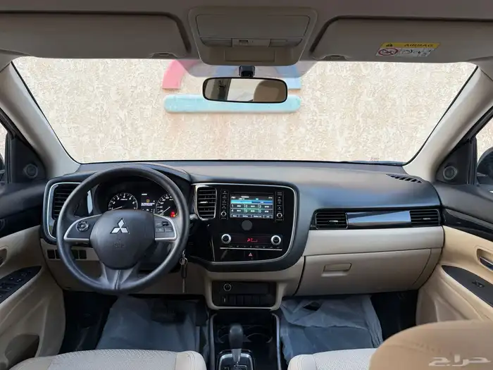 ميتسوبيشي اوتلاندر موديل 2020 27