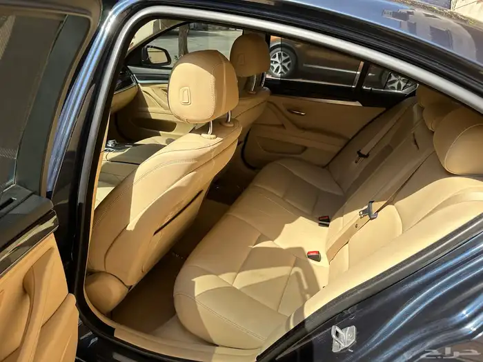 BMW 520i 2015 10