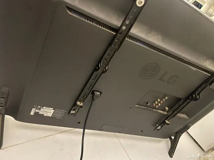 شاشة LG 42 بوصة 3